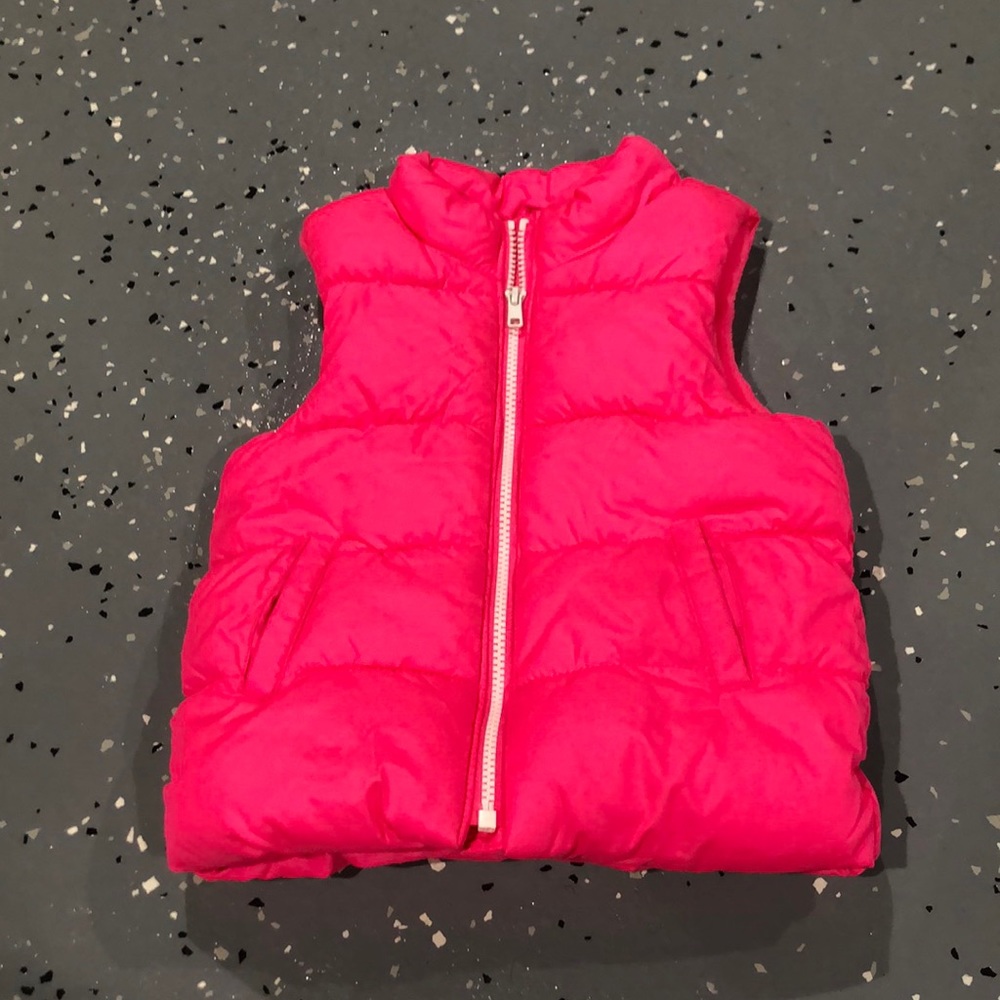 Old navy size 4 puffer vest